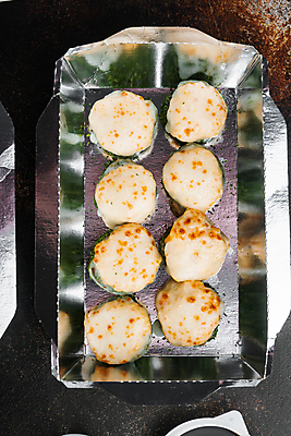 포토 JPG 해외이미지 스튜디오촬영 사람없음 초밥 용기 도시락 롤 롤스시 해외포토 그릇 음식 실내 일본음식 파일형식 이미지허브