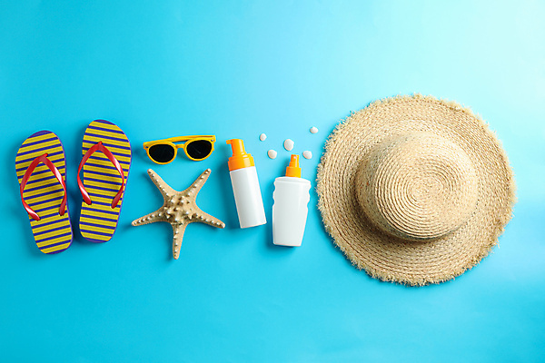 포토 JPG 해외이미지 스튜디오촬영 불가사리 사람없음 선글라스 조개껍데기 쪼리 오브젝트 밀짚모자 공병 해외포토 모자_잡화 안경 조개 극피동물 실내 샌들 병_담는 파일형식 이미지허브 이미지허브