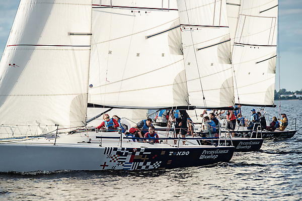 포토 JPG 해외이미지 바다 요트 하늘 항해 사람없음 물 빛 강 태양 시작 러시아 열정 공화국 해외포토 자연요소 감정 유럽 나라 배_교통 파일형식 이미지허브