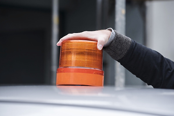 포토 JPG 해외이미지 도로 교통시설 자동차 모바일 거리 안전 사람없음 보호 위험 위협 심볼 예방 보안 소재 해외포토 길 육상교통 교통 컨셉 시설 파일형식 이미지허브