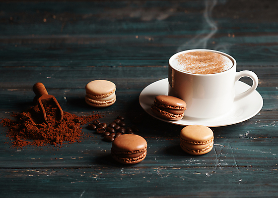 포토 JPG 해외이미지 커피 음료 음식 탁자 아침 콩 사람없음 목재 컵 갈색 케이크 초콜릿 검은색 카페 우유 머그컵 원두 흰색 뜨거움 아침식사 컵받침 아로마 카푸치노 에스프레소 마카롱 카페인 해외포토 주간 나무 식기 컬러 가구 재료 디저트 유제품 곡류 상점 식사 받침대 파일형식 이미지허브