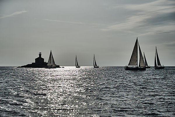 포토 JPG 해외이미지 라이프스타일 스포츠 파도 바다 여행 요트 자연 벽지 하늘 바람 휴가 항해 풍경 경기 사람없음 야외 컵 컬러풀 일몰 경쟁 자유 보트 그룹 승무원 지중해 함선 추적 레가타 뱃놀이 수평선 해외포토 자연요소 직업 식기 컬러 컨셉 배_교통 모션 날씨 생활 노을 전통놀이 생태계 파일형식 이미지허브