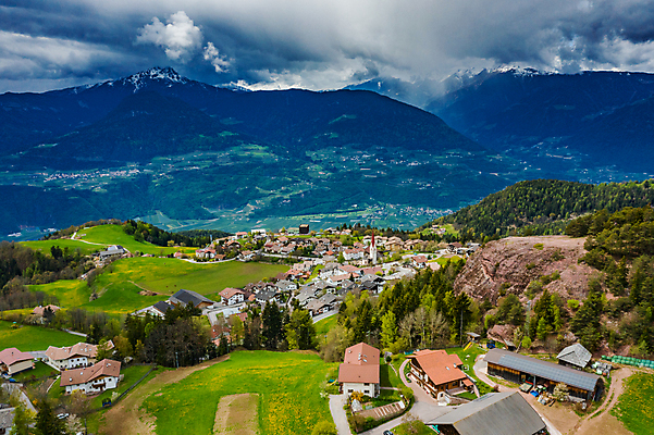 포토 JPG 해외이미지 식물 산업 백그라운드 컨셉 패턴 밭 비즈니스 건축양식 세포 기술 안테나 사람없음 야외 태양 농장 환경 목장 이탈리아 거울 장비 에너지 판넬 생태계 상업 태양에너지 시스템 자원 혁명 개발 드론 베터리 줄서기 해외포토 자연요소 건축 유럽 무늬 농업 통신 모션 그린에너지 파일형식 이미지허브