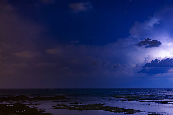 포토 JPG 해외이미지 구름 바다 자연 하늘 날씨 사람없음 빛 어둠 힘 야간 위험 번개 지중해 볼트 폭풍 뇌우 스트라이크 해외포토 자연요소 컨셉 공구 생태계 파일형식 이미지허브