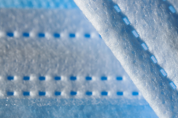 포토 JPG 해외이미지 얼굴 백그라운드 표면 추상 병원 가면 안전 사람없음 파란색 장비 의사 흰색 구멍 수술 닫기 확대 떨어짐 제조 보호 일회용 플라스틱 묘사 질감 부드러움 증거 섬유 위생관리 필터 카피스페이스 해외포토 컬러 컨셉 무늬 의학 모션 재질 관리 신체부위 치료 공백 의료진 직물 감각 파일형식 이미지허브