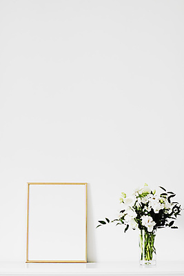 포토 JPG 해외이미지 꽃 액자 실내 사람없음 인테리어 꽃병 목업 해외포토 식물 디자인 내부 파일형식 이미지허브