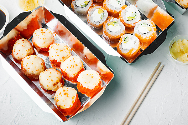 포토 JPG 해외이미지 스튜디오촬영 젓가락 사람없음 초밥 용기 도시락 간장 롤 롤스시 해외포토 그릇 음식 수저 실내 양념 일본음식 파일형식 이미지허브