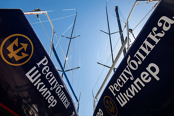 포토 JPG 해외이미지 산업 바다 여행 백그라운드 요트 교통시설 하늘 바닥 항해 서기 사람없음 야외 보트 고급 닫기 심볼 함선 범선 지원 해외포토 교통 컨셉 배_교통 모션 시설 파일형식 이미지허브