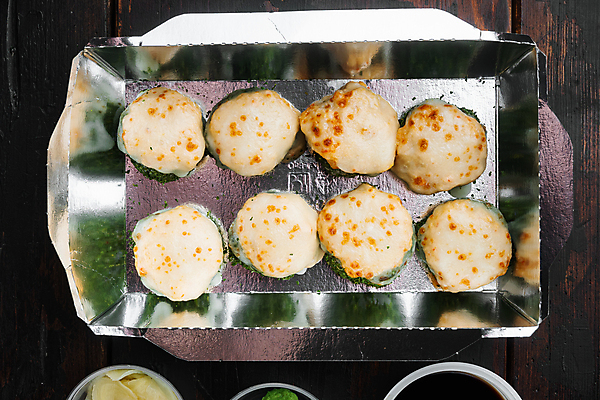 포토 JPG 해외이미지 스튜디오촬영 사람없음 초밥 용기 도시락 간장 롤 롤스시 해외포토 그릇 음식 실내 양념 일본음식 파일형식 이미지허브