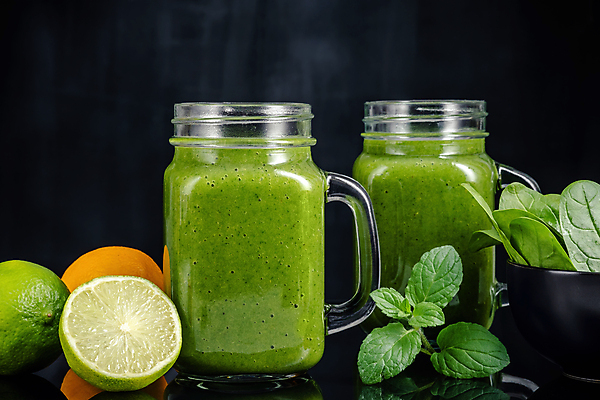 포토 JPG 해외이미지 라이프스타일 음료 음식 잎 다이어트 채소 오렌지 과일 재료 유리 탁자 귤 바나나 파슬리 건강 키위 사람없음 초록색 노란색 주스 봄 에너지 시골 신선 칵테일 항아리 아침식사 사과 혼합 먹기 상쾌 유기농 시금치 내추럴 떨림 스무디 채식주의자 디톡스 비건 해외포토 식물 웰빙 계절 감정 컬러 가구 모션 재질 주류 생활 식사 도자기 채식 파일형식 이미지허브