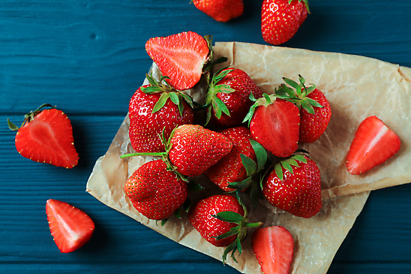 포토 JPG 해외이미지 딸기 사람없음 빨간색 하이앵글 신선 해외포토 뷰포인트 컬러 과일 파일형식 이미지허브
