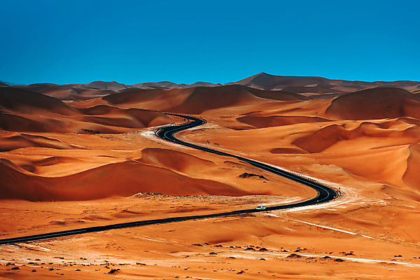 포토 JPG 해외이미지 도로 모래 여행 오렌지 교통시설 자동차 자연 하늘 날씨 휴가 산 건조 풍경 사람없음 야외 여름 파란색 모래사장 노란색 여행객 운전 사막 뜨거움 고속도로 아스팔트 땅 모래언덕 탈출 아라비아 멀리 아랍에미리트 방법 해외포토 계절 길 육상교통 바다 컬러 교통 컨셉 과일 중동 모션 사람 언덕 시설 생태계 파일형식 이미지허브