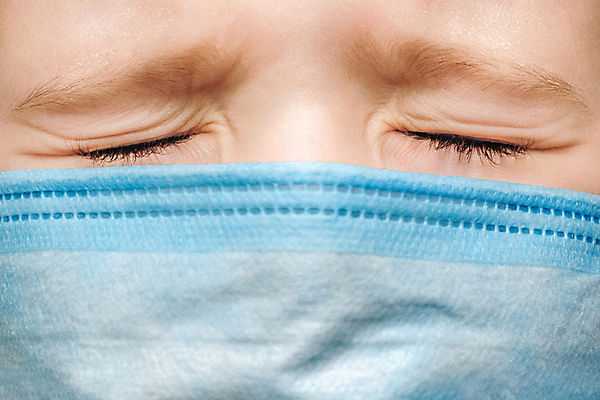 포토 JPG 해외이미지 얼굴 어린이 병원 피곤 가면 소년 사람없음 치료 고통 환자 죽음 표현 닫기 무서움 거절 불안 고민 주사약 긴장 불쾌함 돌봄 백신 부정적 예방접종 전염병 해외포토 남자 감정 컨셉 의학 모션 사람 신체부위 약 질병 접종 파일형식 이미지허브