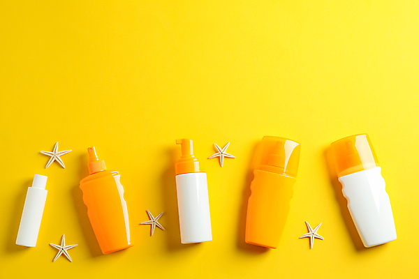 포토 JPG 해외이미지 스튜디오촬영 불가사리 사람없음 하이앵글 선크림 오브젝트 공병 카피스페이스 해외포토 뷰포인트 극피동물 실내 화장품 공백 병_담는 파일형식 이미지허브 이미지허브