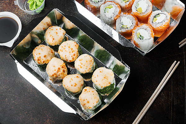 포토 JPG 해외이미지 스튜디오촬영 젓가락 사람없음 초밥 용기 고추냉이 도시락 간장 롤 롤스시 해외포토 그릇 음식 수저 실내 양념 일본음식 파일형식 이미지허브