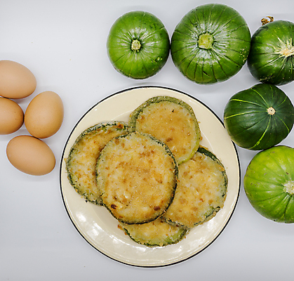 포토 JPG 해외이미지 전통 접시 음식 빵 건강 요리 사람없음 초록색 식사 튀김 원형 오븐 준비 스쿼시 마요네즈 아르헨티나 주키니 채식주의자 핸드메이드 해외포토 도형 식기 스포츠 컬러 구기 가전제품 소스_음식 남아메리카 채식 파일형식 이미지허브