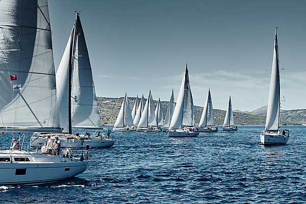 포토 JPG 해외이미지 라이프스타일 스포츠 파도 바다 여행 요트 자연 벽지 하늘 바람 휴가 항해 경기 사람없음 야외 컵 컬러풀 일몰 경쟁 자유 보트 그룹 승무원 지중해 함선 추적 레가타 뱃놀이 수평선 해외포토 자연요소 직업 식기 컬러 컨셉 배_교통 모션 날씨 생활 노을 전통놀이 생태계 파일형식 이미지허브