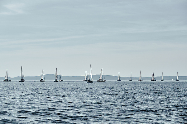 포토 JPG 해외이미지 라이프스타일 스포츠 파도 바다 여행 요트 자연 하늘 바람 휴가 항해 경기 사람없음 야외 컵 컬러풀 일몰 경쟁 자유 보트 그룹 승무원 지중해 함선 추적 레가타 뱃놀이 수평선 해외포토 자연요소 직업 식기 컬러 컨셉 배_교통 모션 날씨 생활 노을 전통놀이 생태계 파일형식 이미지허브