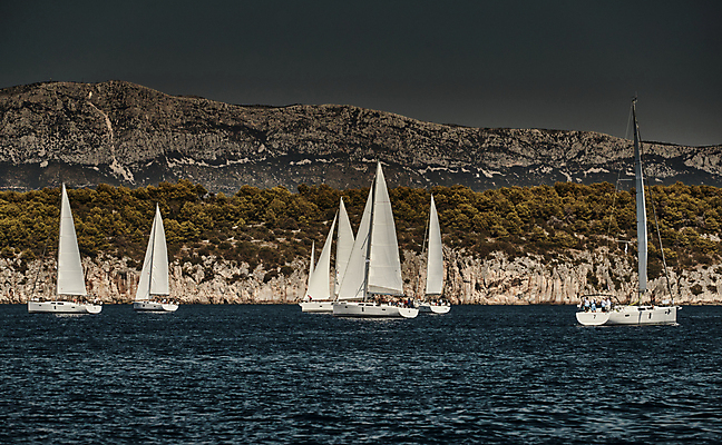 포토 JPG 해외이미지 라이프스타일 스포츠 파도 바다 여행 요트 자연 하늘 바람 휴가 항해 경기 사람없음 야외 컵 컬러풀 일몰 경쟁 자유 보트 그룹 승무원 지중해 함선 추적 레가타 뱃놀이 수평선 해외포토 자연요소 직업 식기 컬러 컨셉 배_교통 모션 날씨 생활 노을 전통놀이 생태계 파일형식 이미지허브