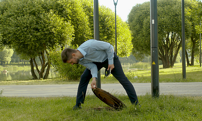 포토 JPG 해외이미지 나무 백인 직업 공원 남자 자연 아침 한명 사람 정장 성인 야외 여름 다이어리 덮개 도시 업무 비즈니스맨 확인 감독관 정치가 제어 해외포토 주간 서양인 식물 1 옷 계절 공공시설 비즈니스 사무용품 뚜껑 작업 직장인 생태계 파일형식 이미지허브