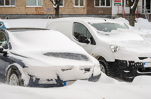 포토 JPG 해외이미지 유럽 도로 겨울 자동차 자연 날씨 거리 사람없음 야외 냉동 얼음 젖음 추위 긴급 도시 위험 예측 주차 잼 서리 폭풍 북쪽 문제 타운 무거움 눈보라 나쁜 땅바닥 재앙 제설기 폭설 해외포토 자연요소 계절 나라 길 육상교통 컨셉 교통시설 바닥 눈_날씨 소스_음식 무게 자연재해 방향 생태계 제설 파일형식 이미지허브