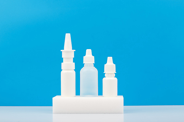 포토 JPG 해외이미지 실내 사람없음 화장품 파란배경 스킨케어 공병 목업 해외포토 백그라운드 내부 파란색 뷰티 병_담는 파일형식 이미지허브