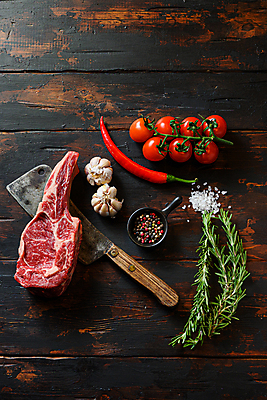 포토 JPG 해외이미지 음식 실내 생고기 육류 사람없음 칼 바비큐 날것 돼지갈비 강화비석군 해외포토 식재료 내부 비석 강화도 파일형식 이미지허브