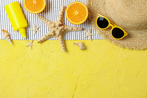 포토 JPG 해외이미지 스튜디오촬영 오렌지 불가사리 사람없음 여름 선글라스 소라 밀짚모자 공병 카피스페이스 해외포토 모자_잡화 계절 안경 과일 어패류 극피동물 실내 공백 병_담는 파일형식 이미지허브 이미지허브