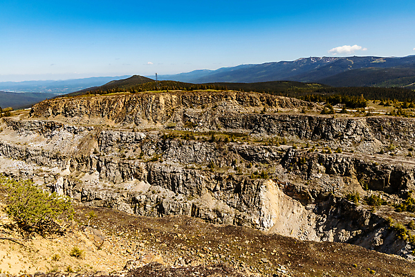 포토 JPG 해외이미지 유럽 여행 자연 하늘 휴가 산 풍경 사람없음 여름 파란색 태양 바위 언덕 폴란드 내추럴 화창 해외포토 자연요소 계절 나라 컬러 날씨 돌_바위 생태계 파일형식 이미지허브