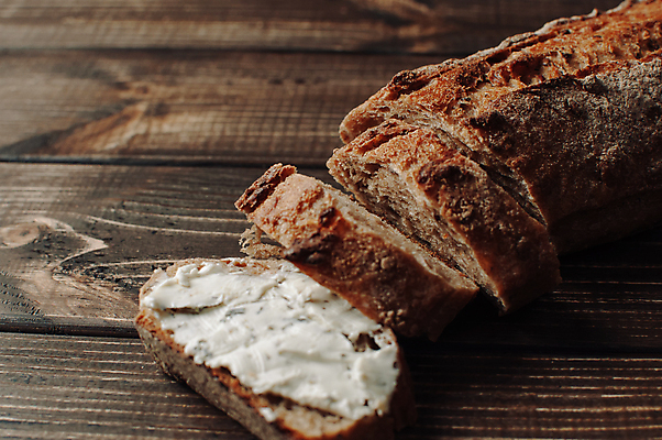 포토 JPG 해외이미지 접시 음식 빵 백그라운드 탁자 요리 사람없음 목재 식당 저녁식사 어둠 이탈리아 빵집 추위 식탁보 시골 신선 파마 막대기 닫기 아침식사 애피타이저 자르기 다발 굽기 향기 깨 그리스인 점심식사 그리시니 단백질 메추리 탄수화물 핸드메이드 해외포토 서양인 나무 헤어스타일 식기 유럽 가구 식재료 재료 모션 상점 식사 조미료 구이 냄새 영양소 파일형식 이미지허브