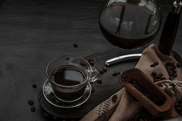 포토 JPG 해외이미지 커피 실내 사람없음 원두 커피잔 커피포트 컵받침 드립커피 스쿱 나무배경 해외포토 음료 백그라운드 주전자 잔 내부 받침대 파일형식 이미지허브