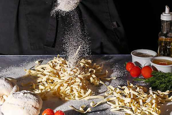 포토 JPG 해외이미지 음식 빵 토마토 공 양파 치즈 피자 파스타 관리 육류 요리 사람없음 노란색 주방 신선 면 뜨거움 칼 달콤 자르기 굽기 뿌리기 상승 반죽 롤 밀가루 부드러움 밀대 버터 솜털 교체 이스트 페스츄리 핸드메이드 호밀 브레첼 해외포토 컬러 컨셉 채소 식재료 모션 주방용품 디저트 유제품 곡류 패스트푸드 서양음식 감각 맛 가루 구이 파일형식 이미지허브