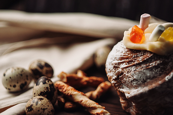 포토 JPG 해외이미지 전통 기독교 종교 음식 빵 백그라운드 컨셉 탁자 휴가 디저트 부활절 기념 사람없음 목재 장식 빨간색 컬러풀 케이크 계란 얼음 축제 봄 빵집 흰색 나뭇가지 마음 시골 축하 달콤 설탕 컵케이크 굽기 버드나무 심볼 젤리 그리시니 러시아인 메추리 페스츄리 핸드메이드 해외포토 자연요소 서양인 나무 계절 기념일 컬러 가구 재료 상점 알 맛 구이 파일형식 이미지허브