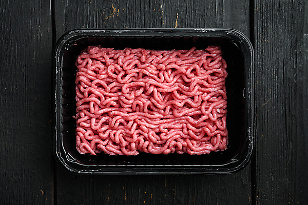 포토 JPG 해외이미지 그릇 식재료 생고기 사람없음 검은색 담기 날것 다진고기 포장용기 해외포토 식기 컬러 모션 육류 포장재료 파일형식 이미지허브