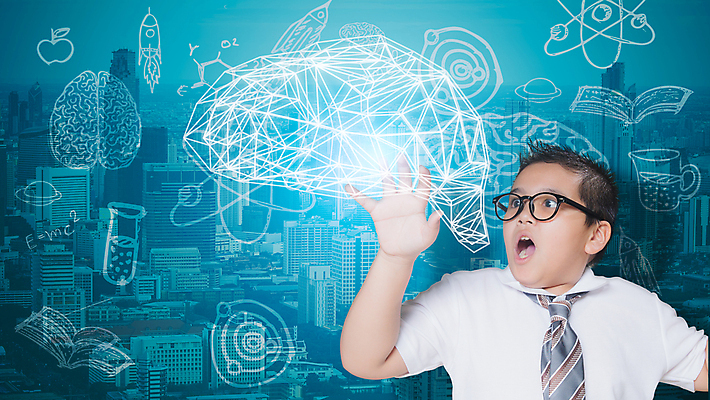 포토 JPG 해외이미지 학생 교육 행복 안경 어린이 과학 컨셉 비즈니스 교실 학교 미래 아이디어 한명 사람 동양인 소년 스터디 컴퓨터 칠판 외계인 실험실 뇌 혁명 우수 해외포토 1 잡화 남자 감정 실험 인종 전자제품 학습 미확인물체 절기 파일형식 이미지허브