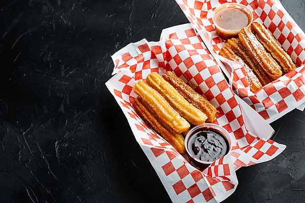 포토 JPG 해외이미지 검은배경 디저트 실내 사람없음 츄러스 해외포토 음식 백그라운드 내부 검은색 파일형식 이미지허브