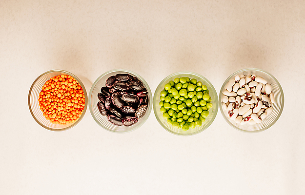 포토 JPG 해외이미지 식물 음식 백그라운드 채소 재료 콩 건조 건강 종류 씨앗 사람없음 목재 빨간색 초록색 농작물 세트 갈색 노란색 쌓기 검은색 흰색 신장 닫기 정상 혼합 낟알 수집 유기농 완두콩 날것 모음 강낭콩 흙더미 다리찢기 내추럴 고립 단백질 대두 병아리콩 생식 채식주의자 해외포토 나무 웰빙 컬러 농업 모션 곡류 흙 비뇨기관 채식 영양소 파일형식 더미 이미지허브