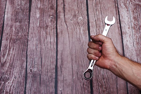 포토 JPG 해외이미지 직업 손 남자 산업 백그라운드 신체 부분 노동자 주택 손잡이 사람 사람없음 목재 우주 상점 금속 주먹 견과류 공구 스패너 업무 도움 엔지니어 수리 은색 서비스 볼트 고정 정비공 업그레이드 자동 조이기 하드웨어 카피스페이스 해외포토 나무 컬러 컨셉 재료 모션 재질 건물 신체부위 컴퓨터 공백 도구 작업 기술자 파일형식 이미지허브