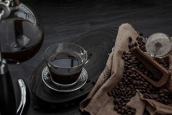 포토 JPG 해외이미지 커피 실내 사람없음 원두 커피잔 컵받침 스쿱 나무배경 해외포토 음료 백그라운드 잔 내부 받침대 파일형식 이미지허브