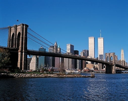 포토 JPG 주간 해외풍경 바다 외국문화 북아메리카 자연 하늘 아메리카 풍경 빌딩 사람없음 야외 건물 미국 도시 뉴욕 브루클린브릿지 상업시설 국내포토 자연요소 해외 건축물 문화 대륙 시설 생태계 상업 파일형식
