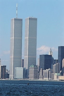 포토 JPG 주간 해외풍경 외국문화 북아메리카 자연 하늘 아메리카 풍경 빌딩 사람없음 야외 건물 미국 도시 뉴욕 상업시설 국내포토 자연요소 해외 건축물 문화 대륙 시설 생태계 상업 파일형식