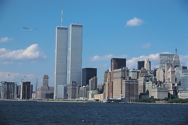 포토 JPG 주간 해외풍경 외국문화 북아메리카 자연 하늘 아메리카 풍경 빌딩 사람없음 야외 건물 미국 도시 뉴욕 상업시설 국내포토 자연요소 해외 건축물 문화 대륙 시설 생태계 상업 파일형식