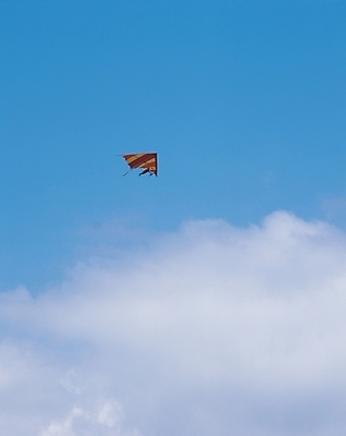 포토 JPG 주간 구름 스포츠용품 자연 하늘 레저 풍경 야외 레포츠 행글라이더 국내포토 자연요소 스포츠 오브젝트 생태계 파일형식