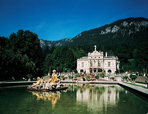 포토 JPG 주간 해외풍경 해외 건축물 유럽 호수 여행 유적지 풍경 야외 관광지 강 궁전 성 분수대 국내포토 자연요소 건축 나라 고건축 파일형식