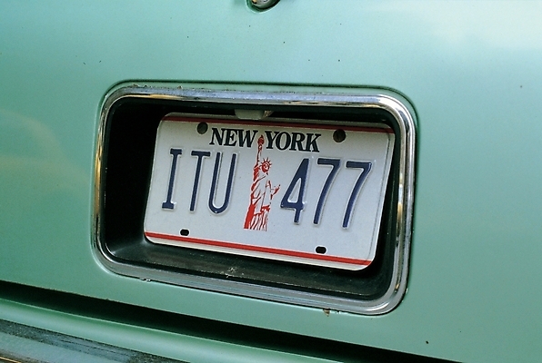 포토 JPG 주간 해외풍경 해외 육상교통 외국문화 교통 승용차 자동차 사람없음 야외 뉴욕 미국문화 번호판 국내포토 자연요소 문화 교통수단 풍경 미국 서양문화 파일형식