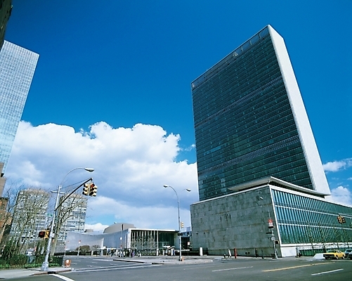 포토 JPG 주간 해외풍경 도로 길 자연 풍경 빌딩 사람없음 야외 건물 도시풍경 도시 상업시설 국내포토 자연요소 해외 건축물 교통시설 시설 생태계 상업 파일형식