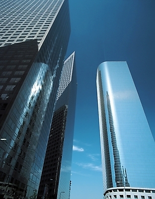 포토 JPG 주간 해외풍경 건축 로우앵글 자연 풍경 빌딩 사람없음 야외 건물 도시풍경 도시 상업시설 국내포토 자연요소 해외 건축물 뷰포인트 시설 생태계 상업 파일형식