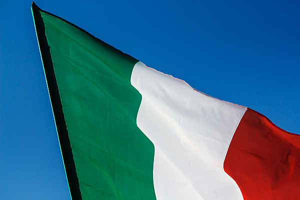 포토 JPG 해외이미지 배너 곡선 바람 기념 사람없음 덮개 깃발 실크 심볼 사인 군용 정부 표준 해외포토 자연요소 선 날씨 군대 뚜껑 직물 파일형식 이미지허브