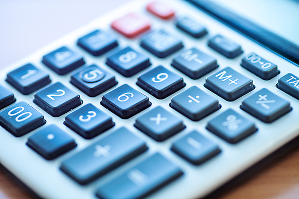 포토 JPG 해외이미지 직업 손 컨셉 돈 회사 비즈니스 통계 탁자 성공 설계 주택 직장 사람없음 금융 경제 사무실 펜 저축 계산기 업무 계산 책상 보고서 투자 회계 세금 수입 예산 경제학 회계사 카피스페이스 해외포토 교육 가구 문구용품 건물 신체부위 필기구 공백 장비 작업 재산 파일형식 이미지허브