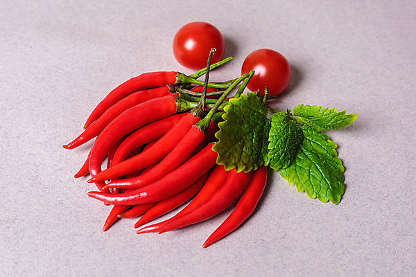 포토 JPG 해외이미지 식물 열매 음식 잎 채소 재료 방울토마토 고추 파프리카 건강 요리 사람없음 빨간색 초록색 컬러풀 신선 뜨거움 양념 그룹 맛 먹기 향신료 유기농 매움 날것 날카로움 후추 연소 숙성 식욕 식용 채식주의자 해외포토 웰빙 컬러 컨셉 토마토 모션 채식 향미료 파일형식 이미지허브